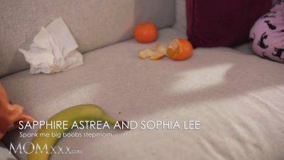 Lee - Sofia Lee & Sapphire Astrea share a vibrator & scissoring orgasm - sexu.com