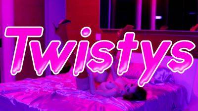 Izzy Lush - Izzy - Izzy Lush & Daphne Dare - Two slutty babes get kinky with toys in this wild sissoring session - sexu.com