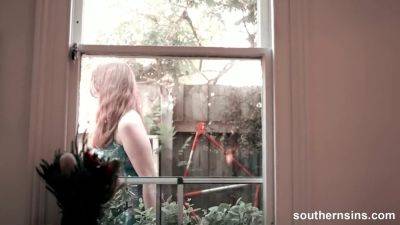 Watch as Aussie hottie watches as we pleasure each other's pussies outside - sexu.com - Australia
