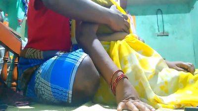 Tamil Teacher Boobs Pressing With Boy Friend - hclips - India