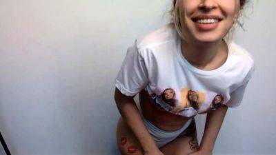 Cute blonde amateur webcam teen masturbating - drtuber