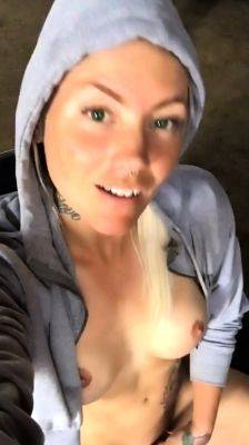 Emo Teen Becka Solo Webcam Masturbation Porn - drtuber