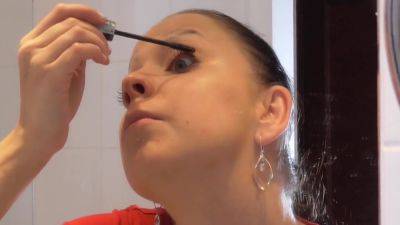 Carla Make Up Fetish With Full Make Up - hclips