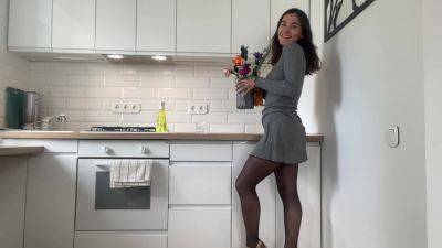 Cleaning The Kitchen In Stockings - hclips - Russia